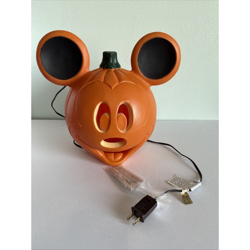 Vintage Disney Halloween Mickey Mouse Lighted Pumpkin Blow‎ Mold Jack O Lantern